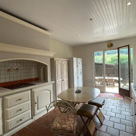 度假居 Lapouyade *